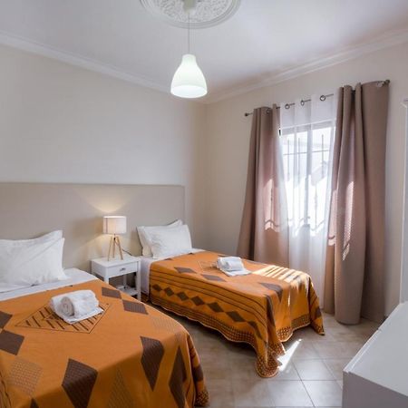 كوارتيرا Apartamentos Pinto المظهر الخارجي الصورة